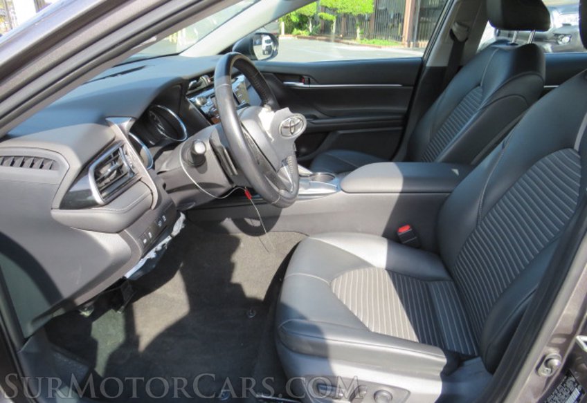 2019 Toyota Camry - Image 25