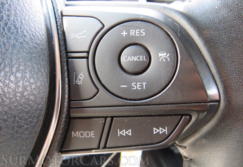 2019 Toyota Camry - Image 33