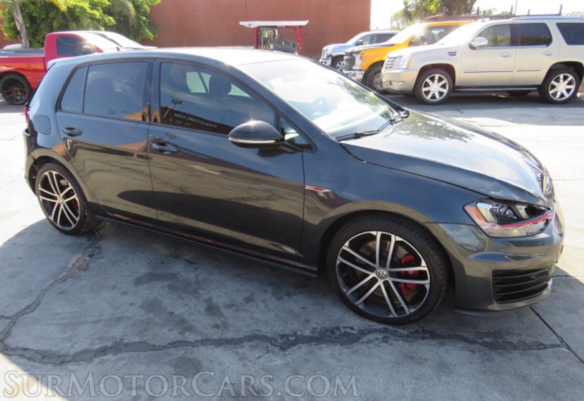 2017 Volkswagen Golf GTI - Image 3