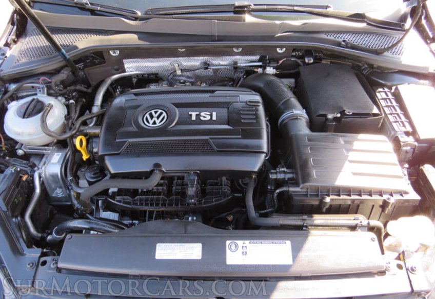 2017 Volkswagen Golf GTI - Image 52