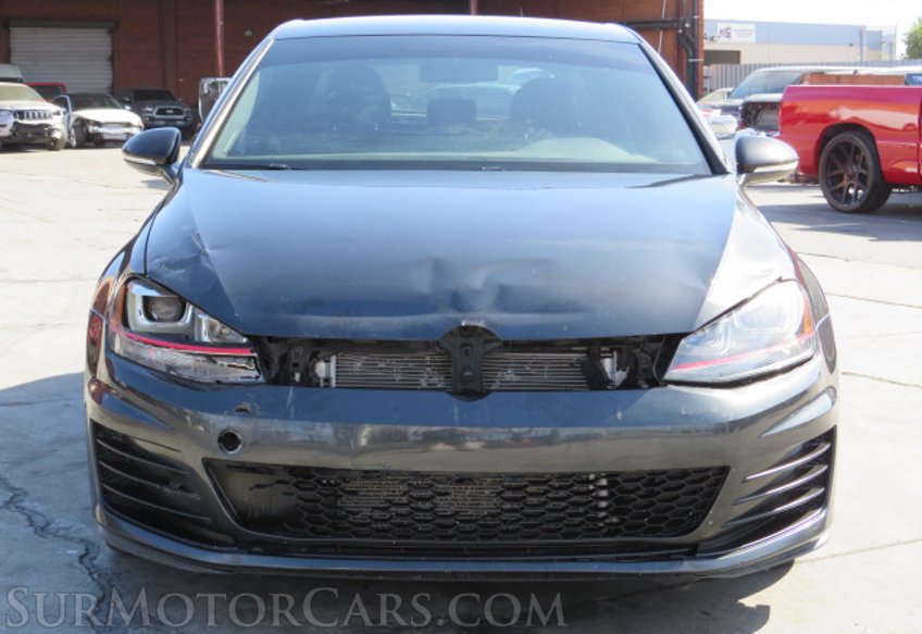 2017 Volkswagen Golf GTI - Image 9
