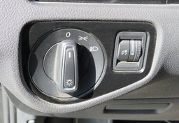 2017 Volkswagen Golf GTI - Image 37