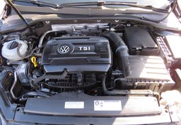2017 Volkswagen Golf GTI - Image 52