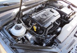 2017 Volkswagen Golf GTI - Image 54