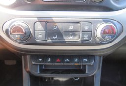 2019 GMC Canyon - Image 39