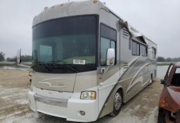 2007 Freightliner XCF Chassis - Image 2