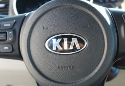 Thumbnail of 2020 Kia Sedona