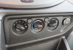 2017 Ford Transit Van - Image 38