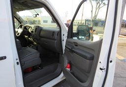2017 Nissan NV Cargo - Image 16