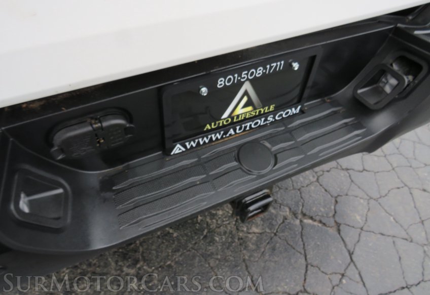 2019 Toyota Tundra 4WD - Image 17