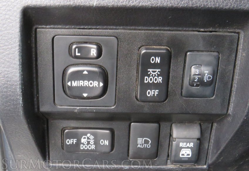 2019 Toyota Tundra 4WD - Image 37