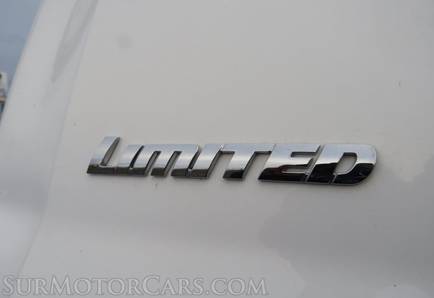 2019 Toyota Tundra 4WD - Image 16