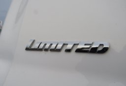 2019 Toyota Tundra 4WD - Image 16