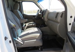 2018 Nissan NV Cargo - Image 35