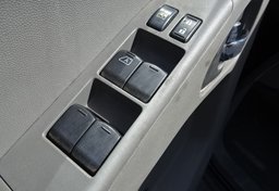 2014 Nissan Frontier - Image 38