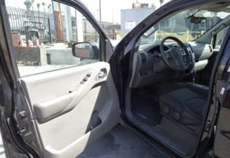 2014 Nissan Frontier - Image 20