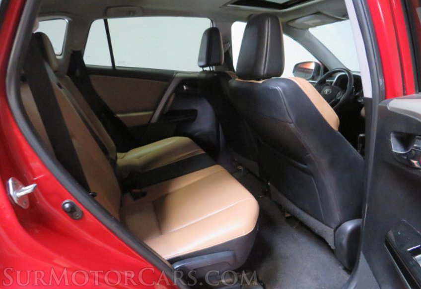 2017 Toyota RAV4 - Image 30