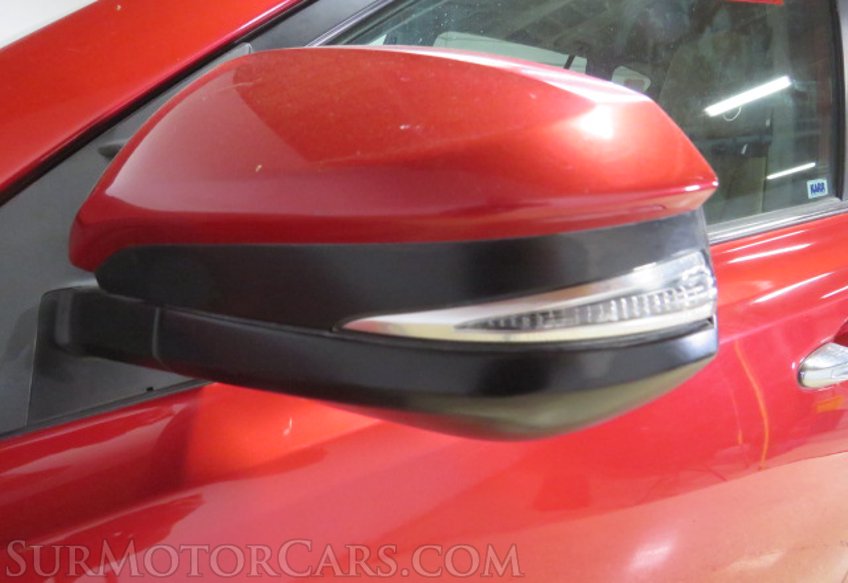 2017 Toyota RAV4 - Image 16