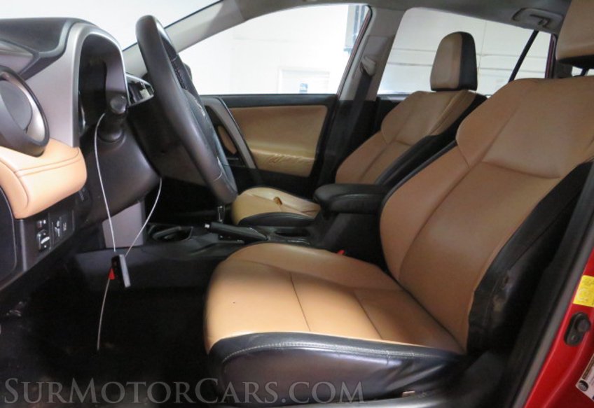 2017 Toyota RAV4 - Image 31