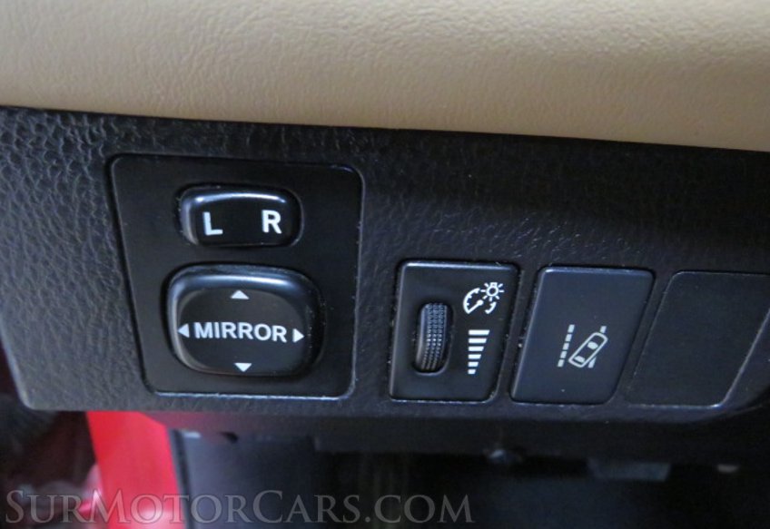 2017 Toyota RAV4 - Image 46