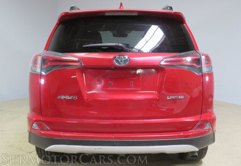 2017 Toyota RAV4 - Image 11