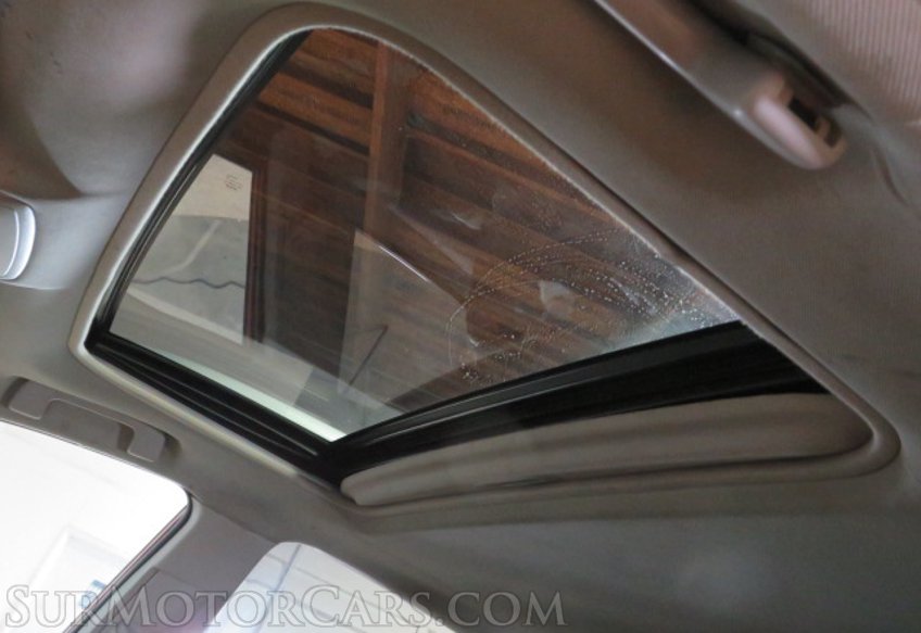 2017 Toyota RAV4 - Image 50