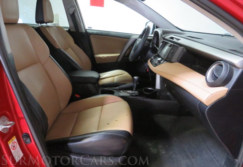 2017 Toyota RAV4 - Image 32