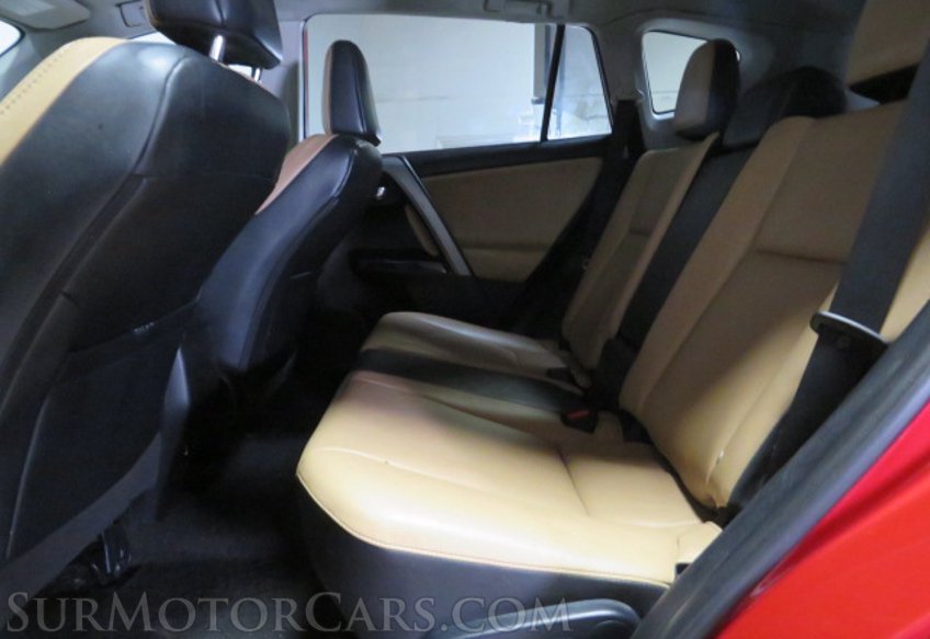 2017 Toyota RAV4 - Image 33