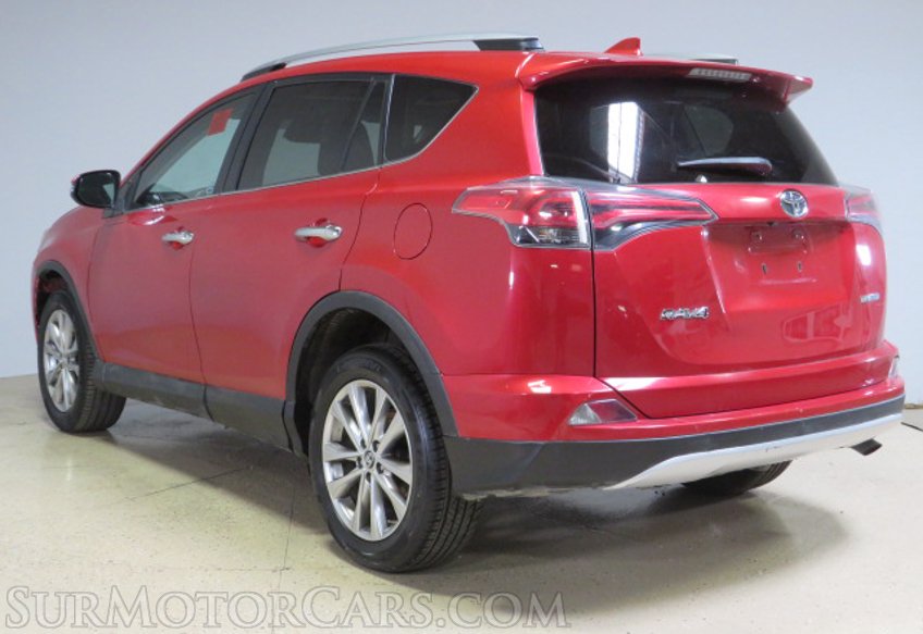 2017 Toyota RAV4 - Image 9