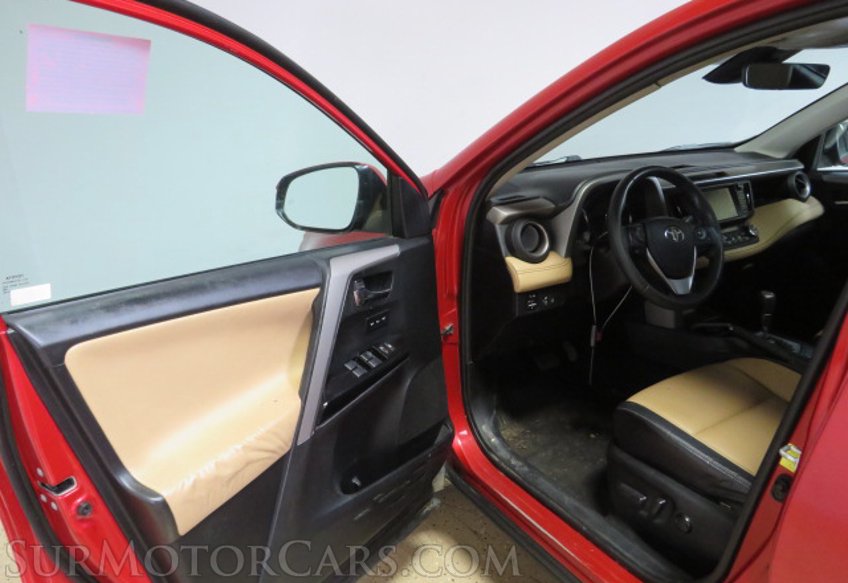 2017 Toyota RAV4 - Image 22