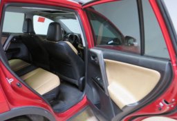 2017 Toyota RAV4 - Image 25