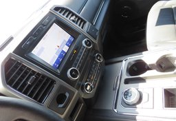 2020 Ford Expedition - Image 38