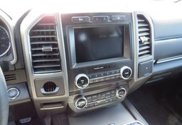 2020 Ford Expedition - Image 37