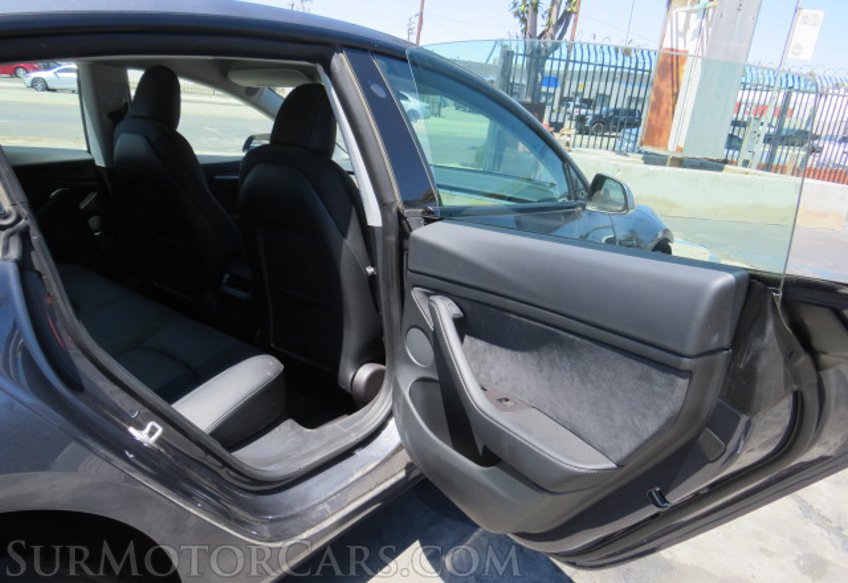 2022 Tesla Model 3 - Image 22