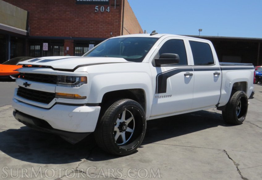 2018 Chevrolet Silverado 1500 - Image 3