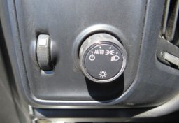 2018 Chevrolet Silverado 1500 - Image 35