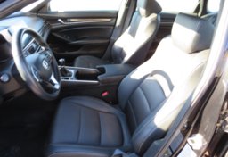 2019 Honda Accord Sedan - Image 24