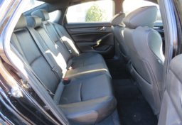 2019 Honda Accord Sedan - Image 29