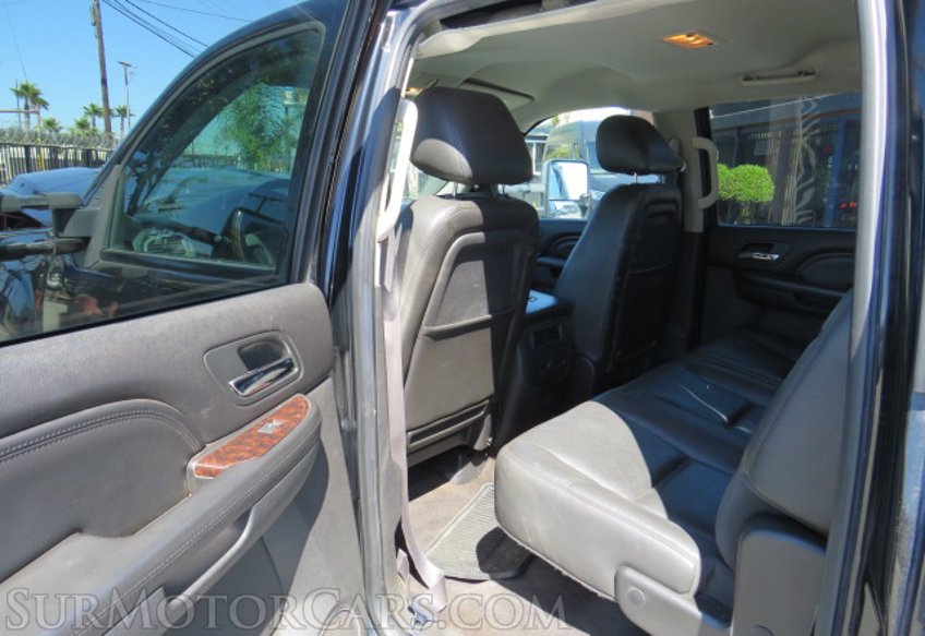 2013 GMC Sierra 2500HD - Image 32