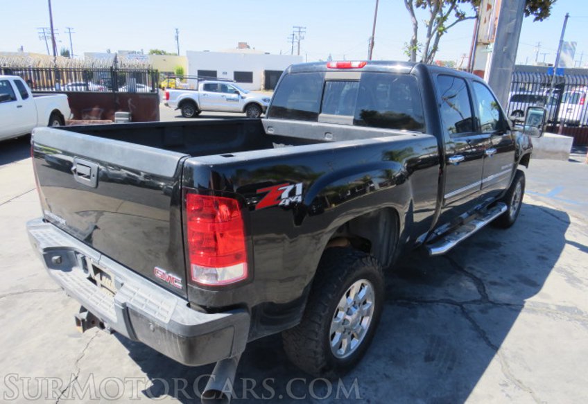 2013 GMC Sierra 2500HD - Image 8