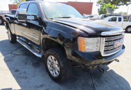 2013 GMC Sierra 2500HD - Image 4