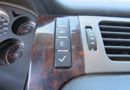 2013 GMC Sierra 2500HD - Image 46