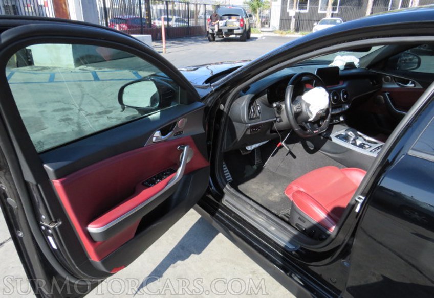 2018 Kia Stinger - Image 21