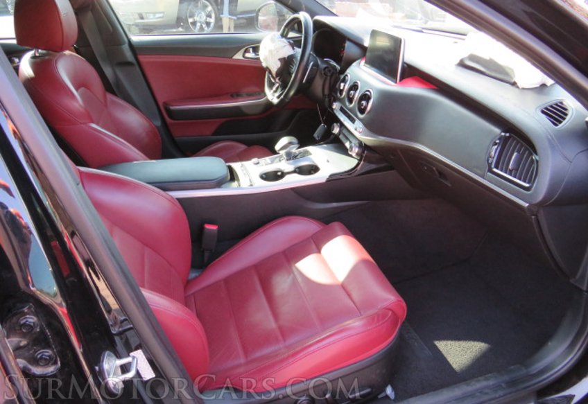 2018 Kia Stinger - Image 27