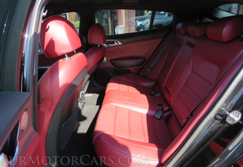 2018 Kia Stinger - Image 30