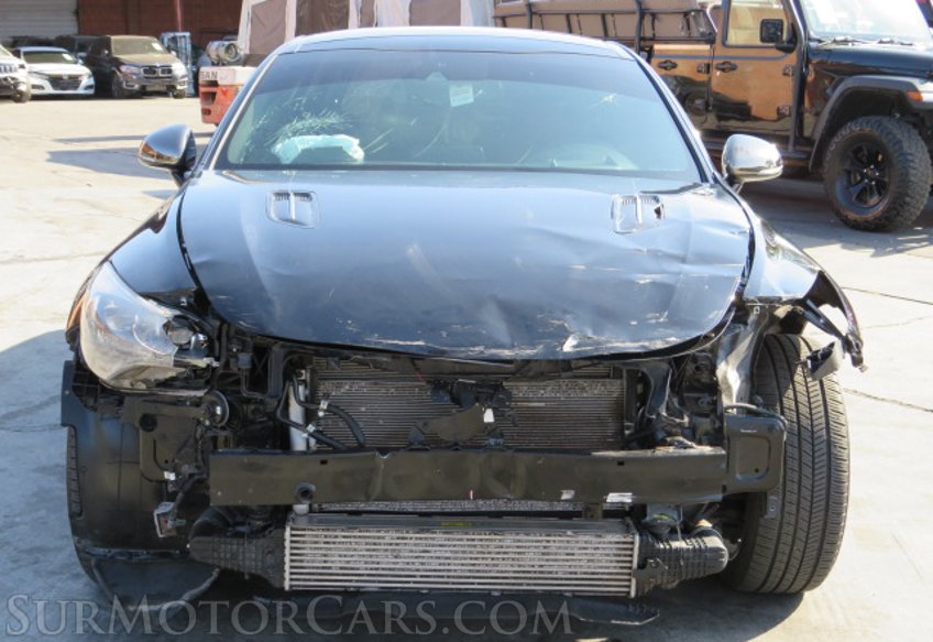 2018 Kia Stinger - Image 11
