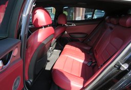2018 Kia Stinger - Image 26