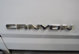 2019 GMC Canyon - Image 16