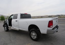 2018 Ram 2500 - Image 6
