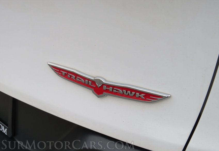 2018 Jeep Cherokee - Image 21